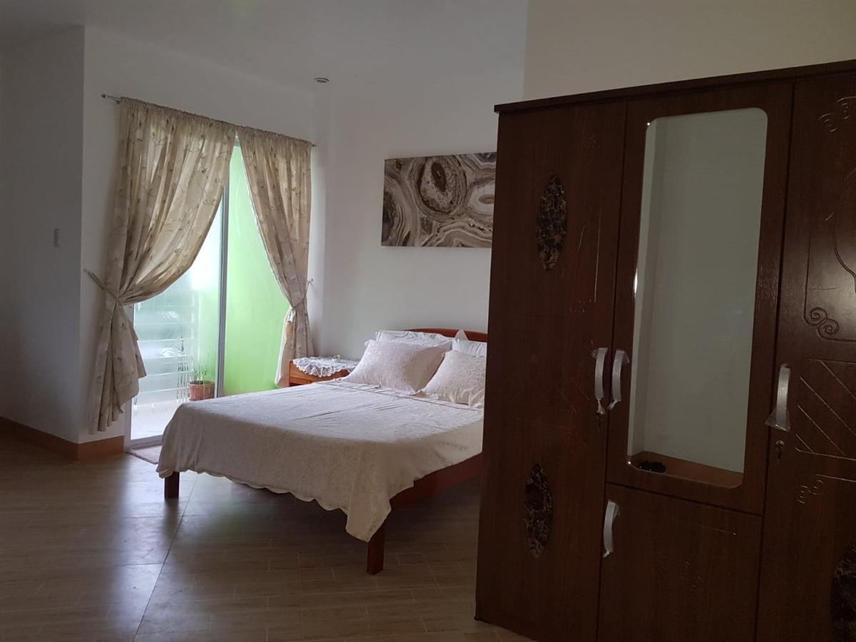Coombsguesthouse Siquijor Exterior photo
